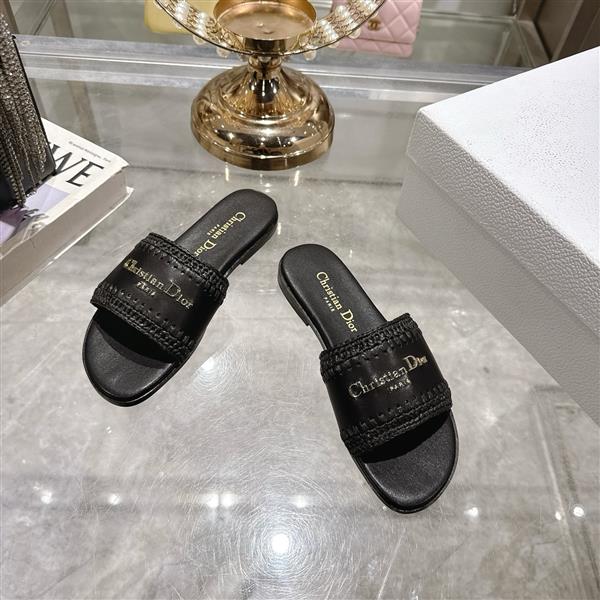 20251128184321879 250